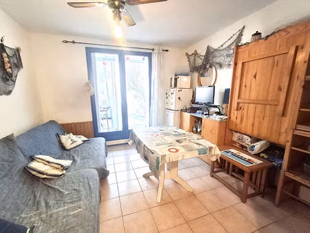 studio cabine véranda terrasse