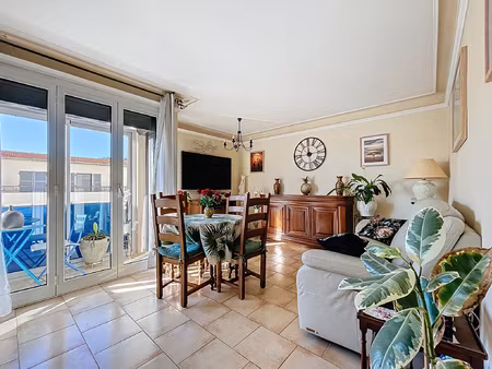 golfe-juan  lumineux 4 pcs au calme  à deux pas de plages  c