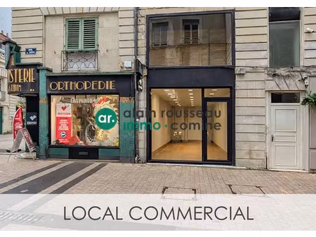 local commercial  env. 25m2  angers centre