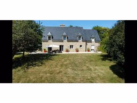 vente maison à corseul (22130) : à vendre / 264m² corseul