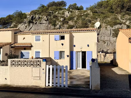 pavillon 3 pièces mezzanine avec terrasses et pkg!