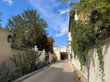 maison de ville  6 pièces  hyper centre notre-dame  double box intégré