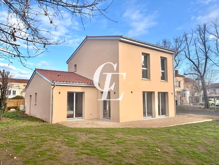 maison neuve - t5 - 115 m2 - jardin