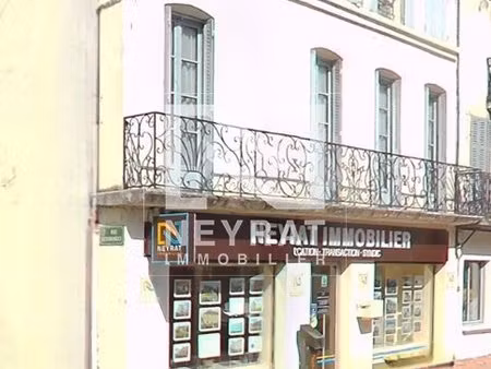 local commercial de 89 m² situe en plein centre ville de saint jean de losne