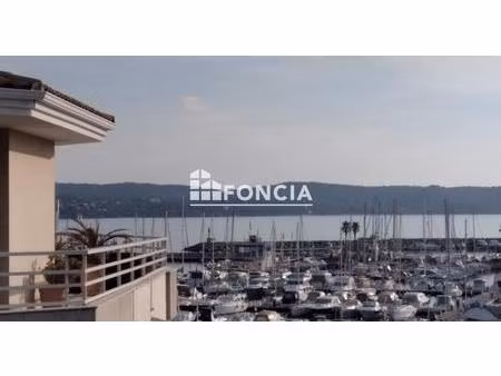 studio cabine avec vue mer – emplacement privilégié en centre-ville