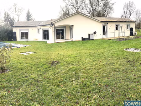 mons 17160 - maison de 2015 d'une surface de 115 m² de 4 pièces sur un terrain de 1480 m²