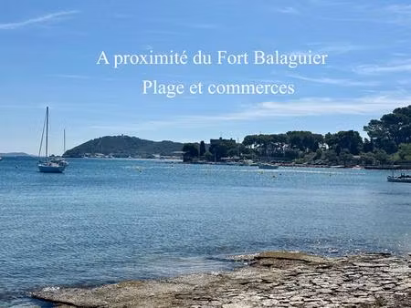 emplacement privilegie a proximite de la mer - a 5 minutes a pied du fort balaguier la sey