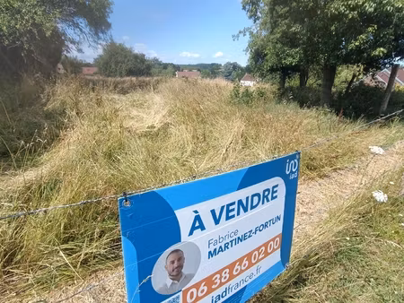 vente terrain à bâtir 746 m²