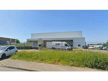 location local d'activités barentin 1 700 m²