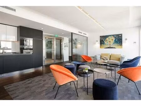 location bureau paris 8ème (75008) 74 m²