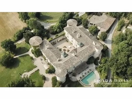 prestigieux château en vente crest  auvergne-rhône-alpes