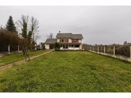 vente maison 5 pièces 125 m2 à vézeronce-curtin