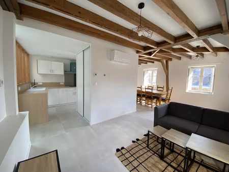 appartement état neuf décoration soignée.