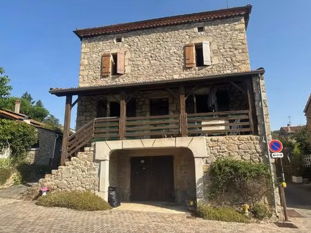 maison en pierre - boucieu le roi