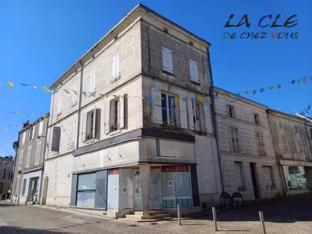 achat immeuble 370m² coulonges sur l autize 79160