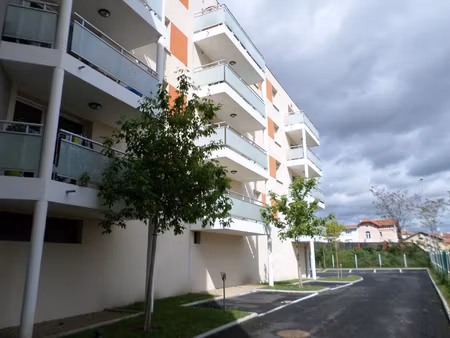 location appartement 2 pièces 46m² clermont ferrand 63000