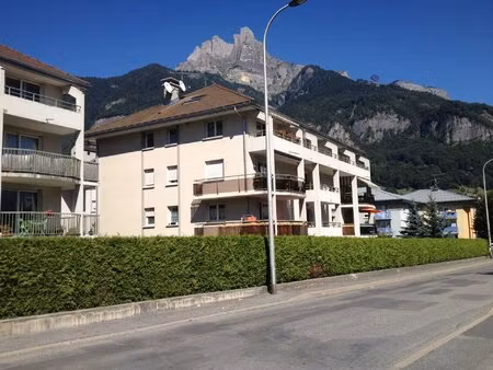 location appartement 2 pièces 45m² sallanches 74700