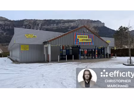 local commercial - 859 m²