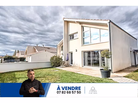 maison 6 pièces - 130 m²