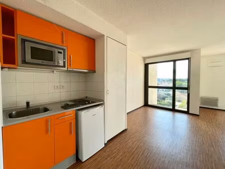 charmant appartement t1meublé à louer avec parking