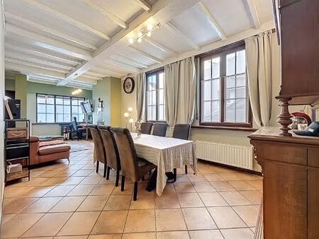 half open bebouwing met 3 slp en 3 garages