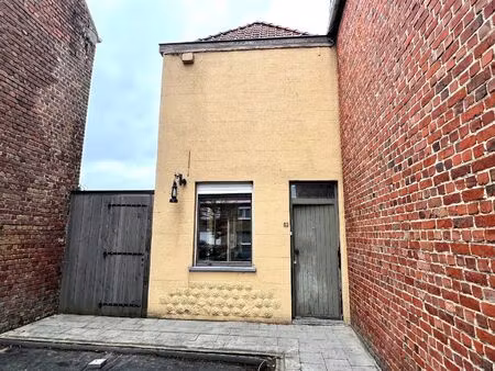 charme troef in deze starterswoning te wevelgem!