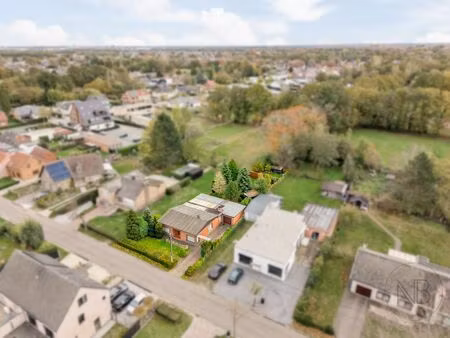 gelijkvloerse woning op 8a26ca – te renoveren of af te breken voor nieuwbouw aan 6% btw