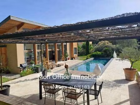 maison de luxe à vendre à meyrargues : 1 320 000 € | 160m²