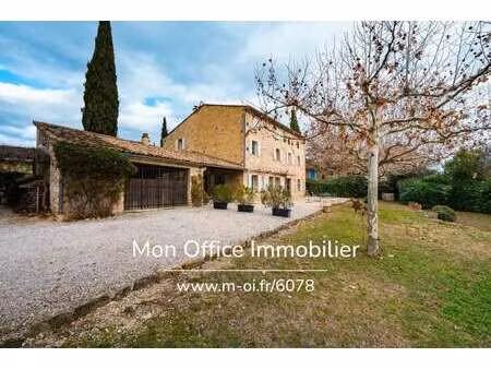 propriété de luxe à vendre à roussillon : 1 750 000 € | 255m²