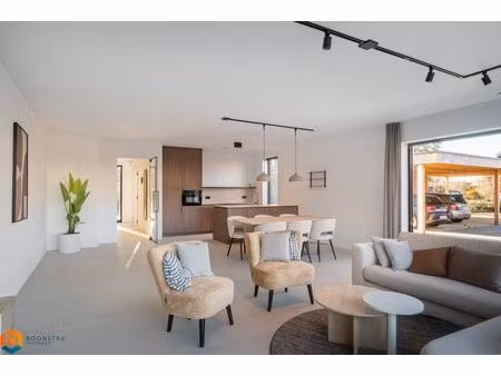 nieuwbouw ben-villa met 3 slpkrs op topligging