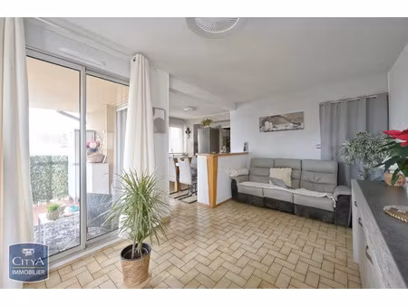 appartement à vendre 4 pièces 70 m² - saint-marcellin (38) - 160 000€