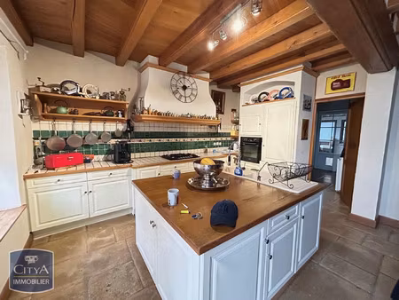 maison à vendre 7 pièces 144.5 m² - sainte-thorette (18) - 309 000€