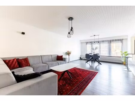 appartement te koop in hoboken met 2 slaapkamers