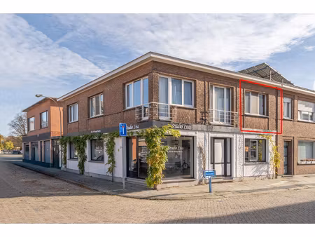 appartement te koop in brasschaat met 1 slaapkamer