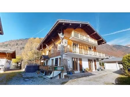 montriond - appartement ensoleillé de 3 chambres dans le centre de montriond
