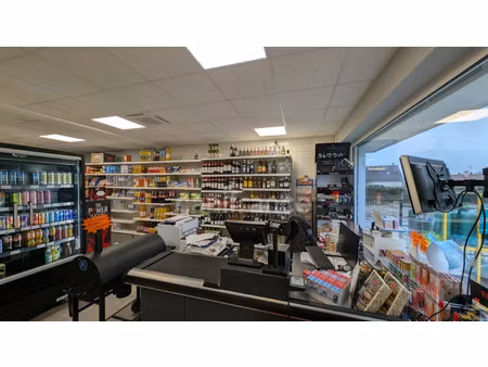 fonds de commerce à vendre flers 130m2 54 000€