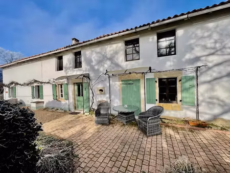 vente maison 7 pièces 231.54 m² à caunay (79190)  267 900 €