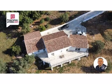 villa de 142 m² terrain de 3950 m²