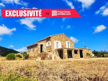 maison 3 pièce(s) 108 m2 sur 10.7 ha