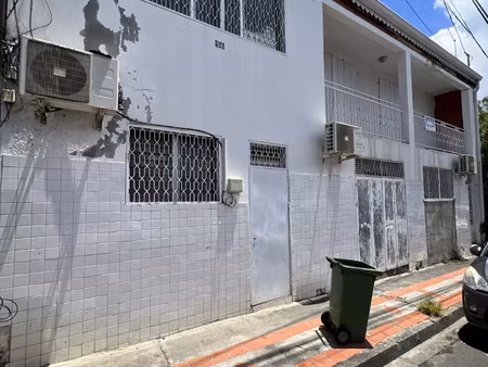 achat immeuble 185m² basse terre 97100