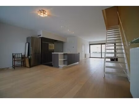 prachtig gelegen appt met tuin