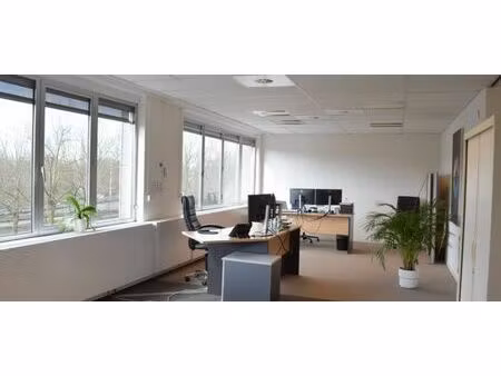 kantoor te huur – zichtbaar gebouw quinten  singel