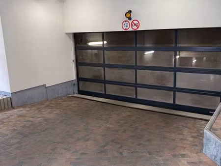 autostaanplaats / parking