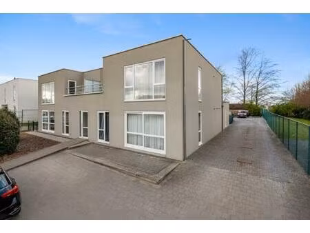 gelijkvloers appartement te huur in erpe-mere