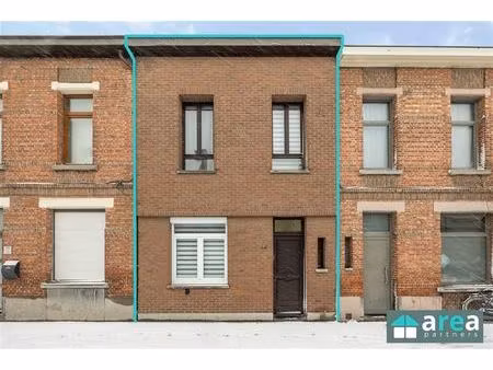 huis te koop in sint-niklaas met 4 slaapkamers