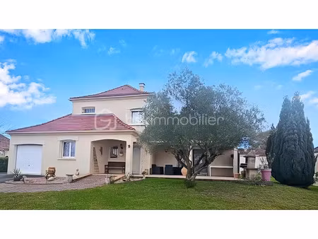 vente maison 5 pièces 142 m² à serres-castet (64121)  395 000 €