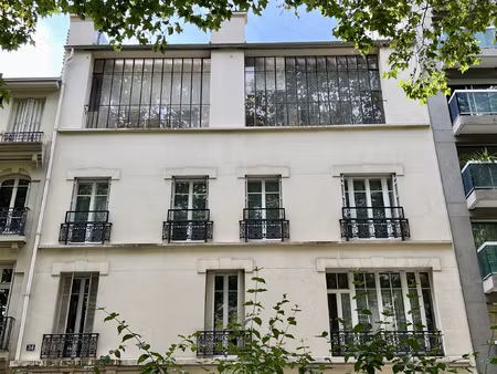 location local commercial 99m² paris 14ème
