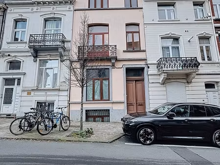 huis te koop in elsene met 6 slaapkamers