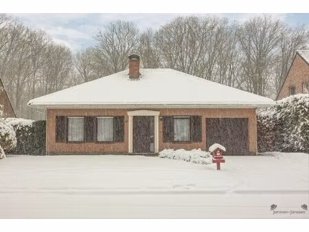 huis te koop in brasschaat met 3 slaapkamers