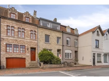 huis te koop in knokke-heist met 5 slaapkamers